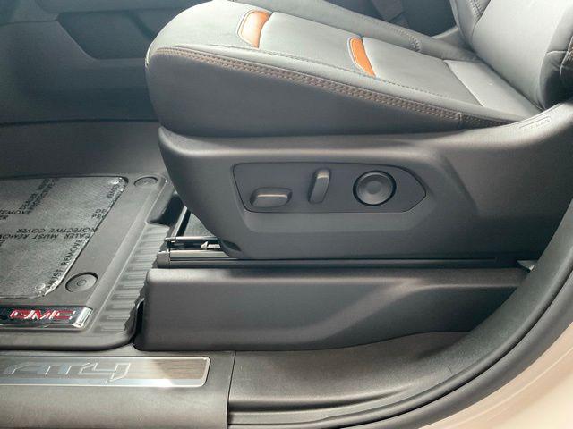 2026 GMC Sierra 2500HD Crew Cab, Standard Bed, AT4, 4WD