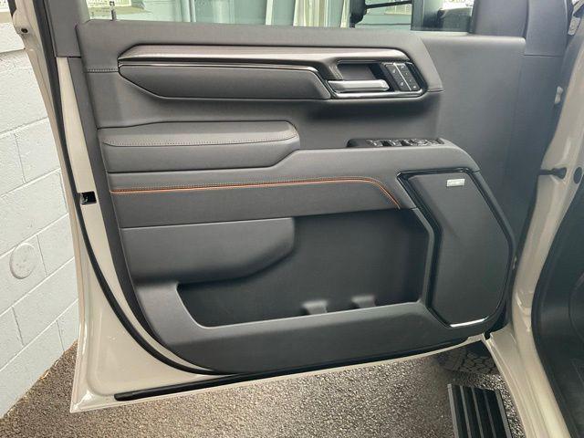 2026 GMC Sierra 2500HD Crew Cab, Standard Bed, AT4, 4WD
