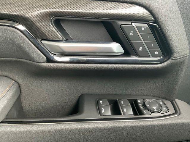 2026 GMC Sierra 2500HD Crew Cab, Standard Bed, AT4, 4WD