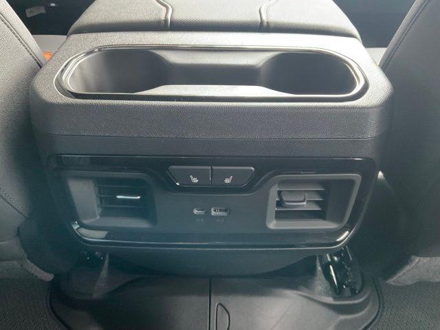 2026 GMC Sierra 2500HD Crew Cab, Standard Bed, AT4, 4WD