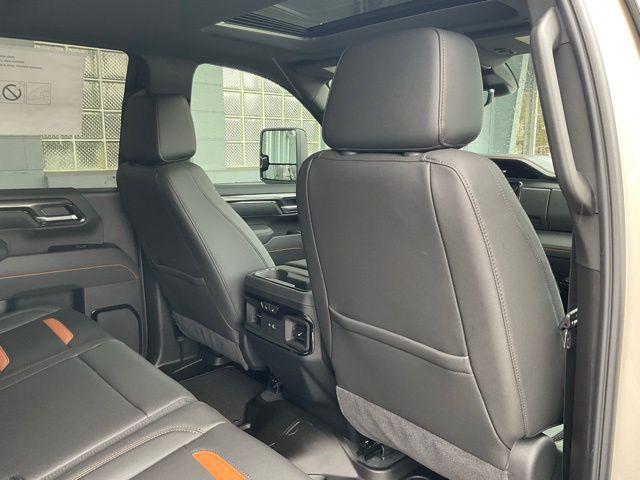 2026 GMC Sierra 2500HD Crew Cab, Standard Bed, AT4, 4WD