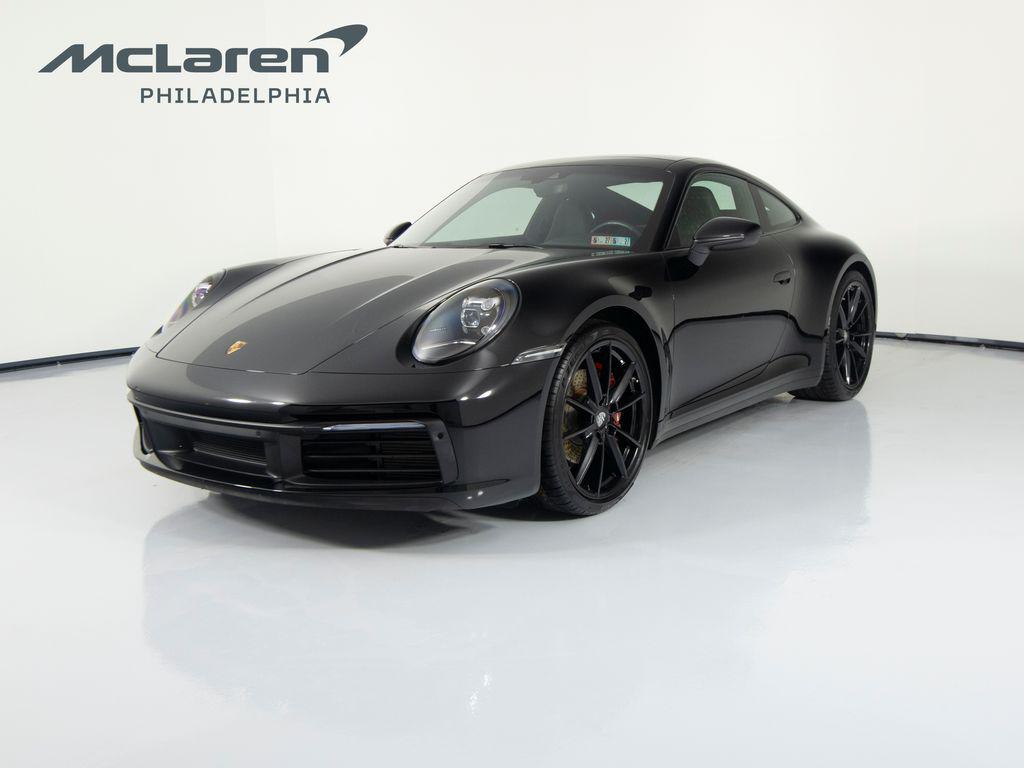 2020 Porsche 911 Carrera 4 Coupe's photo