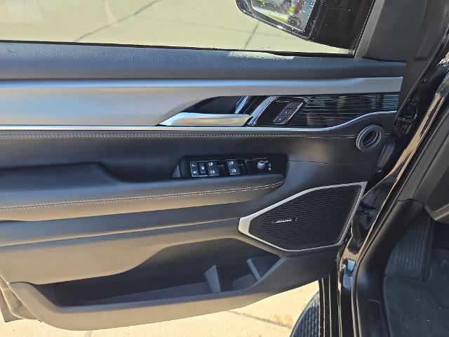 2023 Jeep Wagoneer Series II Carbide 4x4