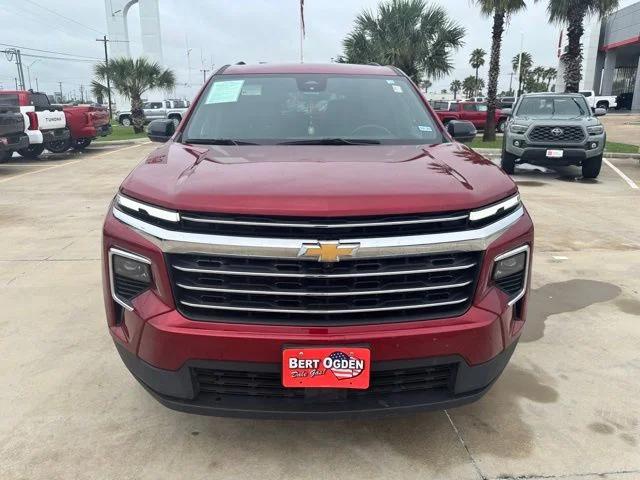 2024 Chevrolet Traverse FWD LT