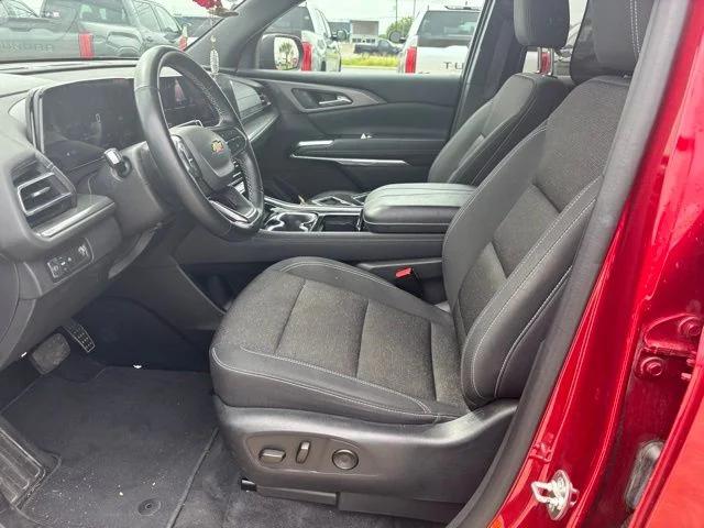 2024 Chevrolet Traverse FWD LT