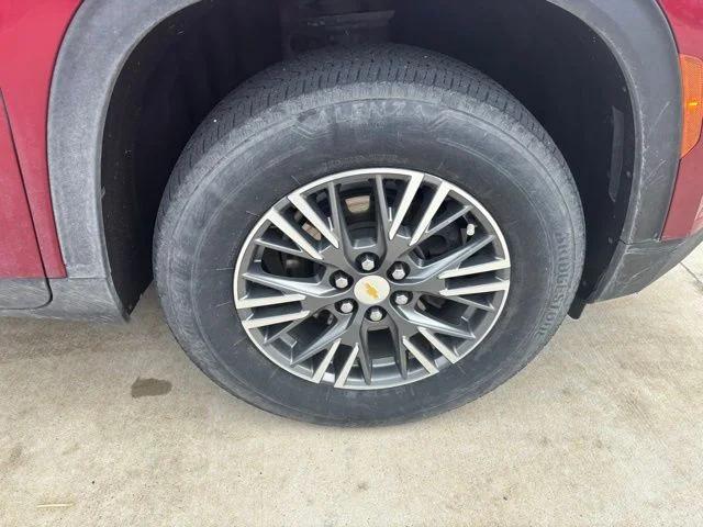 2024 Chevrolet Traverse FWD LT