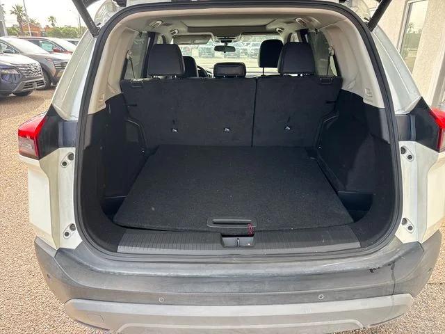 2023 Nissan Rogue SV FWD