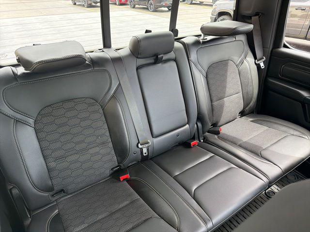 2024 Ram 1500 Big Horn Crew Cab 4x4 5'7" Box