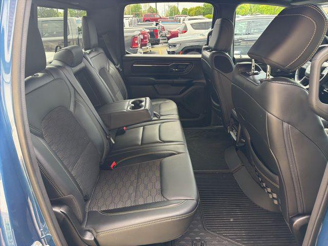 2024 Ram 1500 Big Horn Crew Cab 4x4 5'7" Box