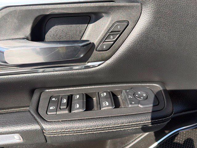 2025 Ram 1500 Laramie Crew Cab 4x4 57 Box