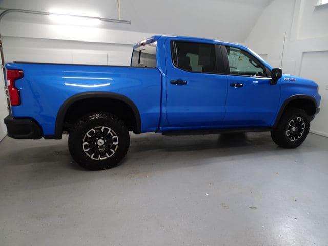 2025 Chevrolet Silverado 1500 4WD Crew Cab Short Bed ZR2