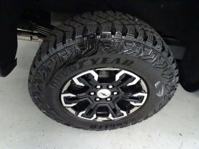 2025 Chevrolet Silverado 1500 4WD Crew Cab Short Bed ZR2