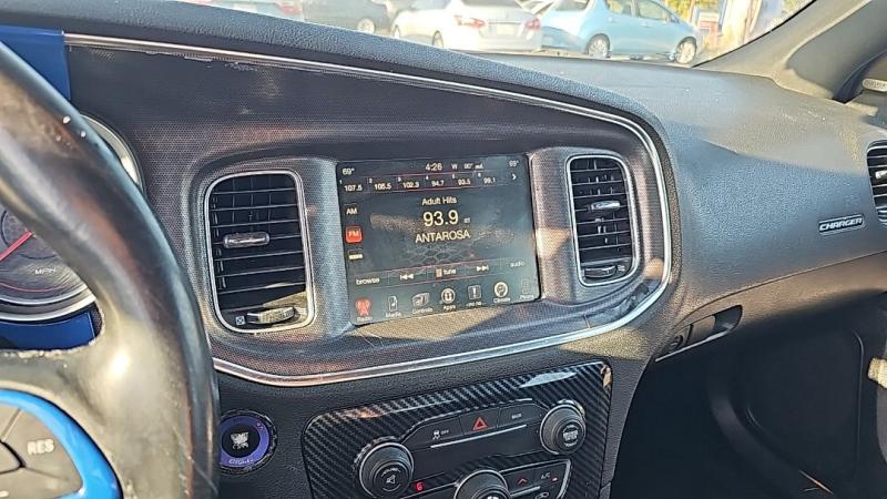 2016 Dodge Charger SXT