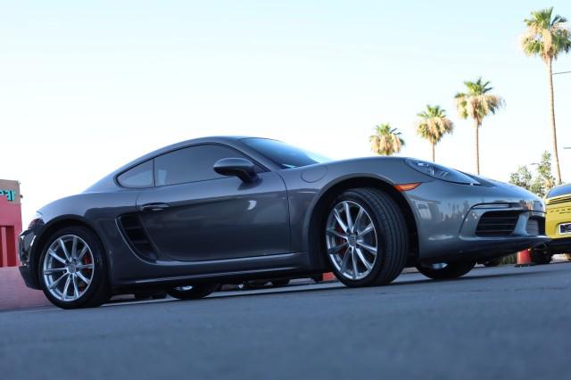 2018 Porsche 718 Cayman Unknown