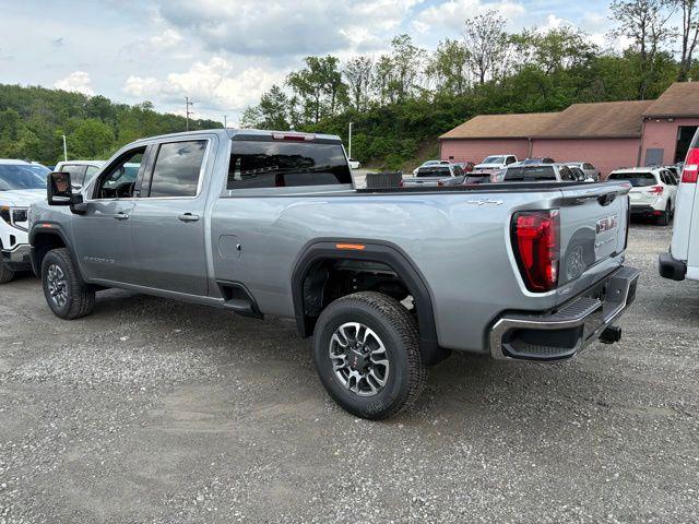 2026 GMC Sierra 3500HD Crew Cab, Long Bed, SLE Dual Rear Wheel, 4WD