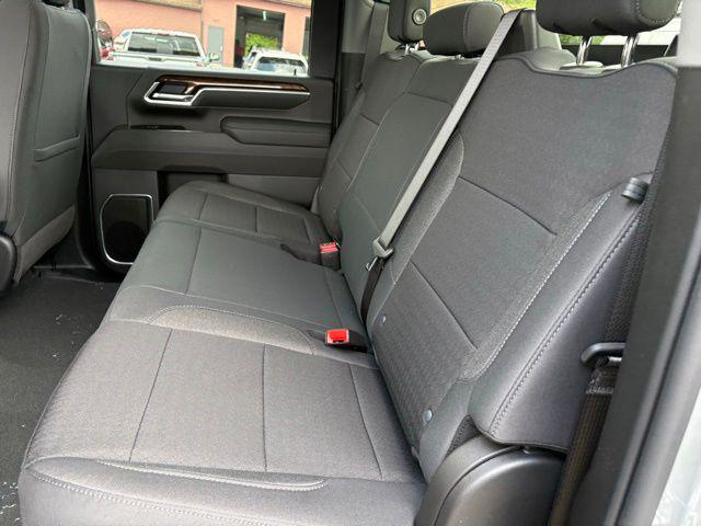 2026 GMC Sierra 3500HD Crew Cab, Long Bed, SLE Dual Rear Wheel, 4WD