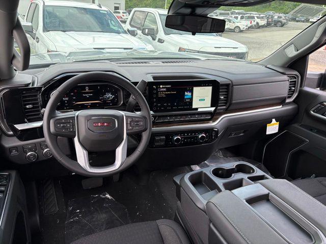 2026 GMC Sierra 3500HD Crew Cab, Long Bed, SLE Dual Rear Wheel, 4WD