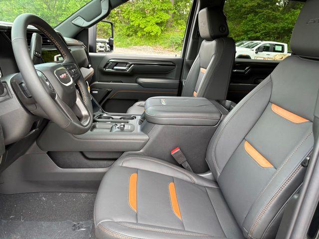 2026 GMC Sierra 2500HD Crew Cab, Standard Bed, AT4, 4WD