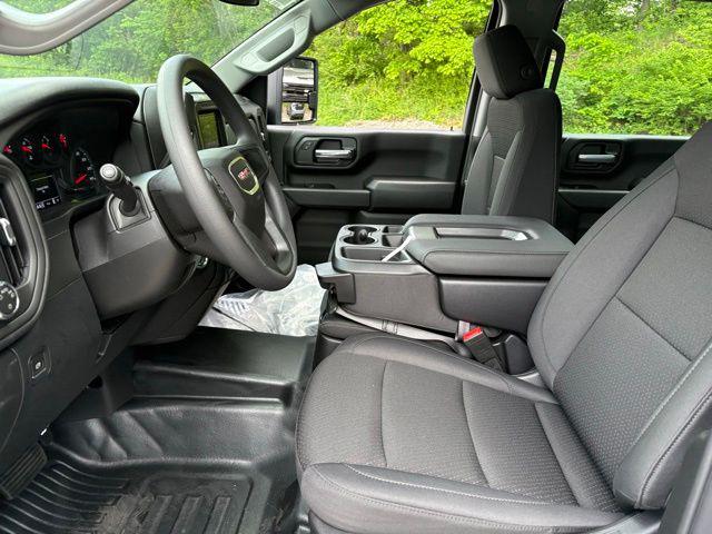 2026 GMC Sierra 2500HD Crew Cab, Long Bed, Pro, 4WD