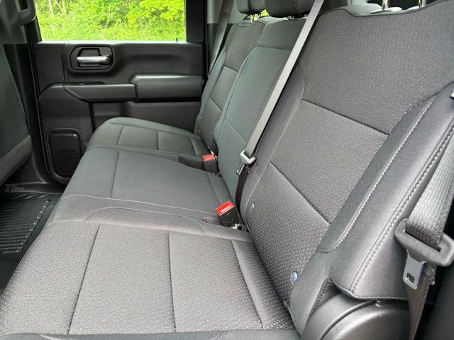2026 GMC Sierra 2500HD Crew Cab, Long Bed, Pro, 4WD