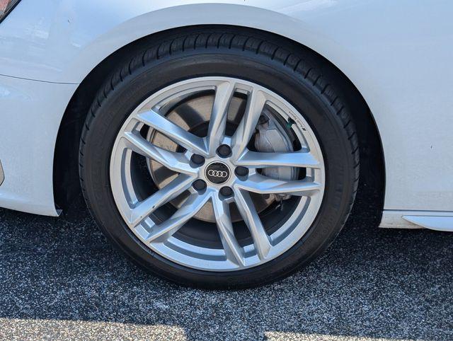 2023 Audi A4 Premium Plus 45 TFSI S line quattro S tronic