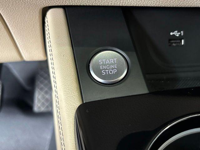 2023 Audi A4 Premium Plus 45 TFSI S line quattro S tronic
