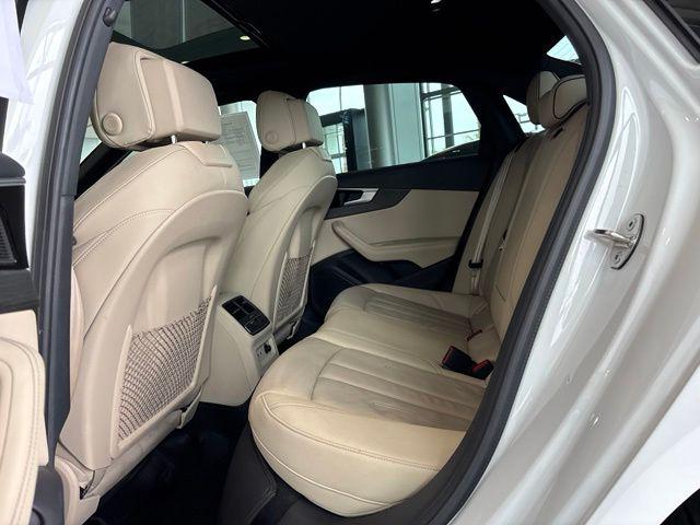 2023 Audi A4 Premium Plus 45 TFSI S line quattro S tronic