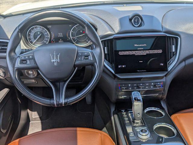 2022 Maserati Ghibli Modena Q4