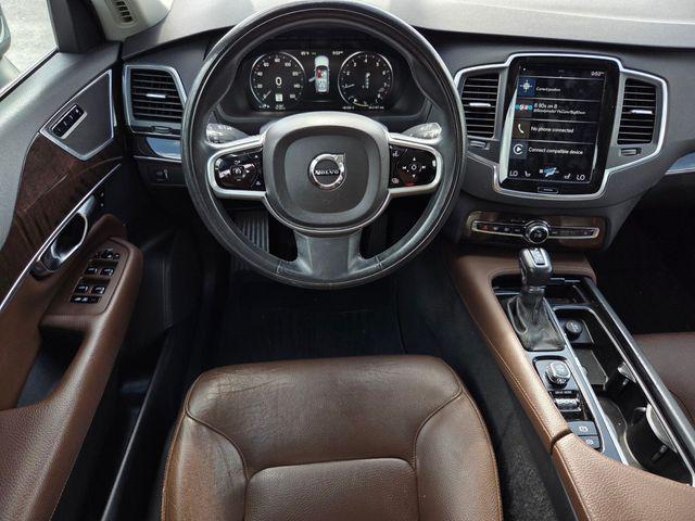 2019 Volvo XC90 T6 Momentum