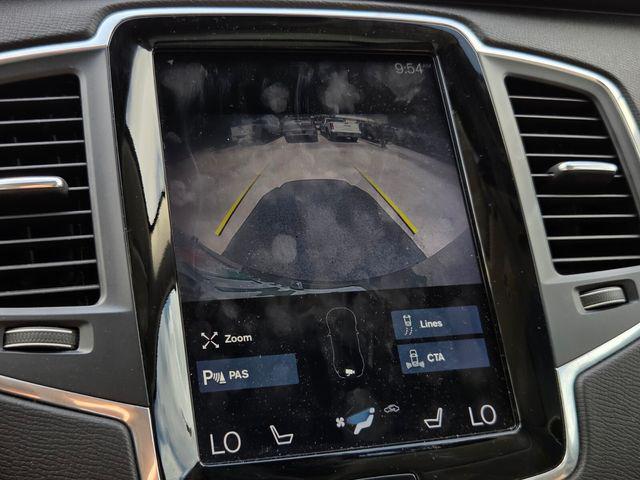 2019 Volvo XC90 T6 Momentum