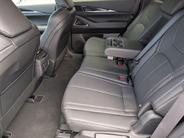 2027 INFINITI X6 SPORT