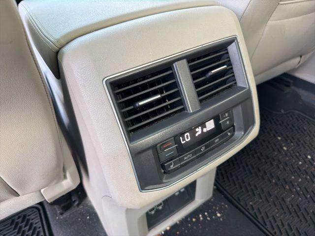2019 Volkswagen Atlas 3.6L V6 SEL Premium