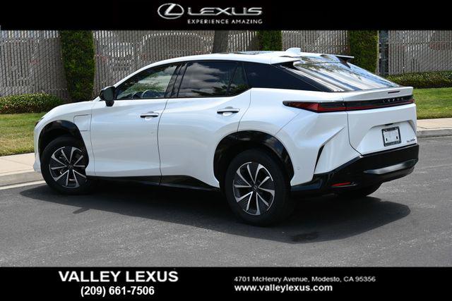 2024 Lexus 300 Premium