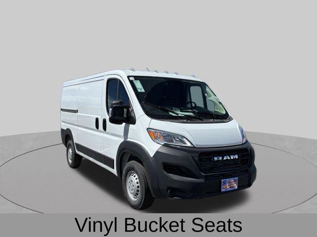 2026 Ram ProMaster Cargo Van Tradesman Low Roof 136 WB w/Pass Seat