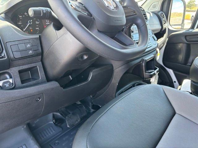 2026 Ram ProMaster Cargo Van Tradesman Low Roof 136 WB w/Pass Seat