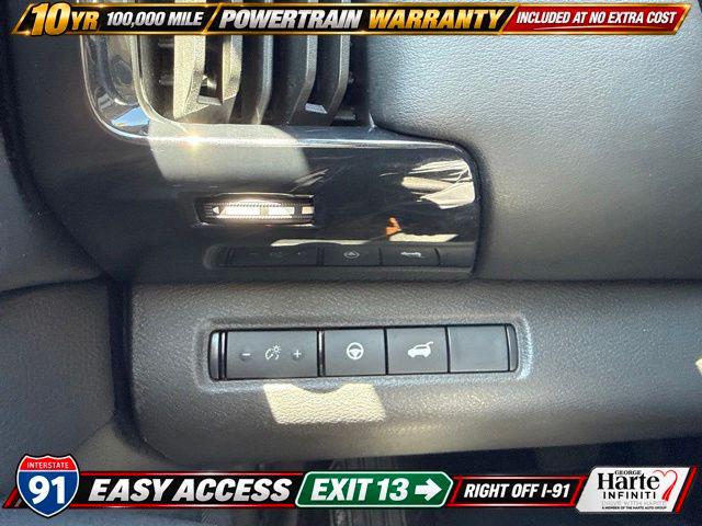 2023 Nissan Pathfinder SV 4WD