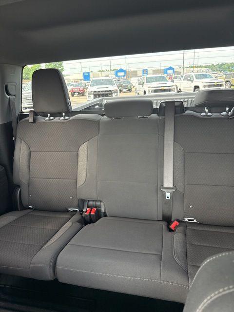 2025 Chevrolet Silverado 2500HD 4WD Crew Cab Standard Bed LT