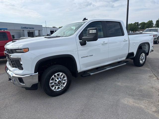 2025 Chevrolet Silverado 2500HD 4WD Crew Cab Standard Bed LT