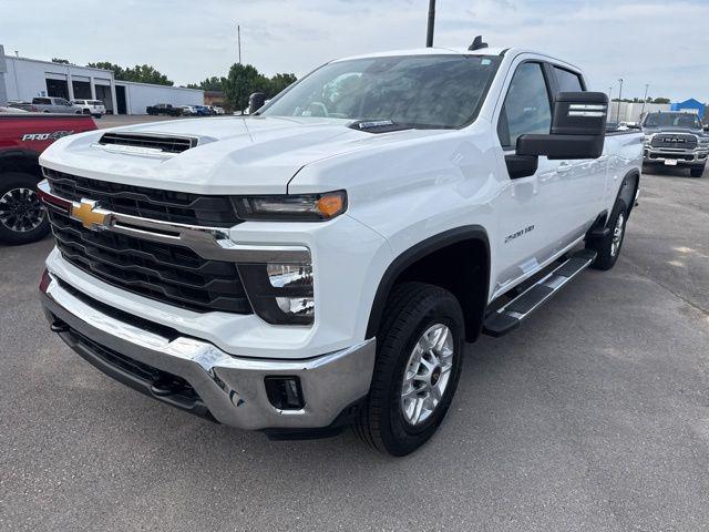 2025 Chevrolet Silverado 2500HD 4WD Crew Cab Standard Bed LT