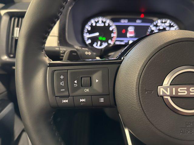 2025 Nissan Pathfinder SL 4WD