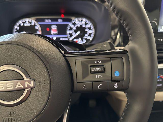 2025 Nissan Pathfinder SL 4WD