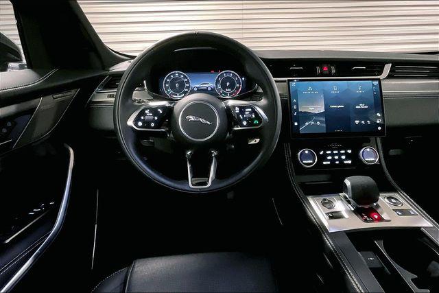 2025 Jaguar F-PACE P250 R-Dynamic S