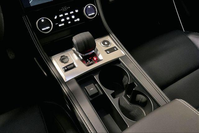 2025 Jaguar F-PACE P250 R-Dynamic S