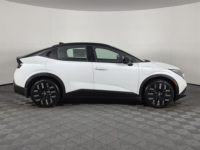 2026 Nissan LEAF PLATINUM+
