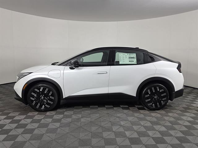 2026 Nissan LEAF PLATINUM+
