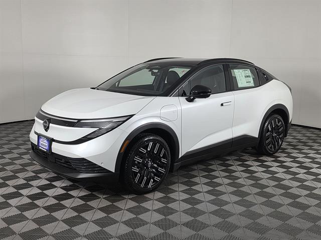 2026 Nissan LEAF PLATINUM+