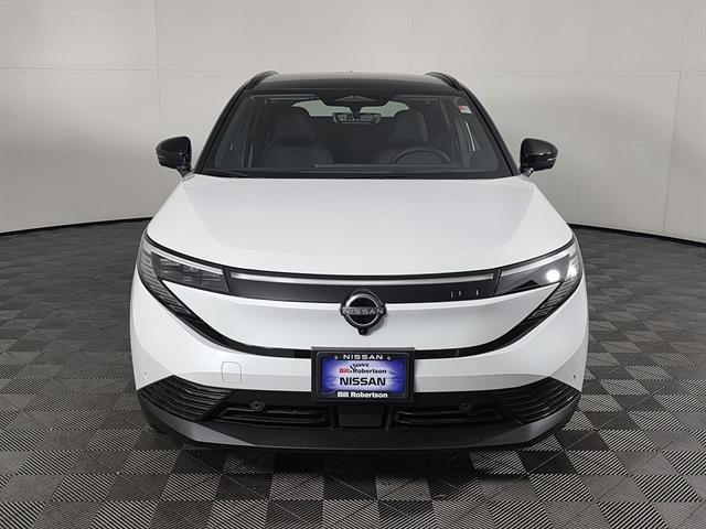 2026 Nissan LEAF PLATINUM+