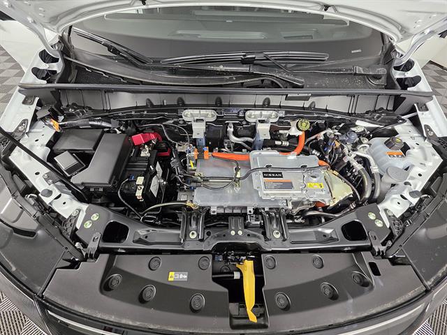 2026 Nissan LEAF PLATINUM+