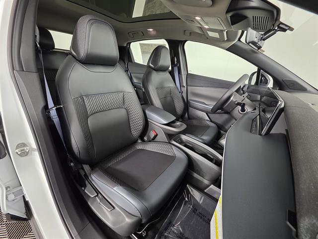 2026 Nissan LEAF PLATINUM+