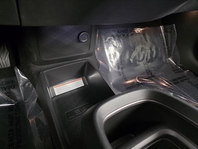 2026 Nissan LEAF PLATINUM+